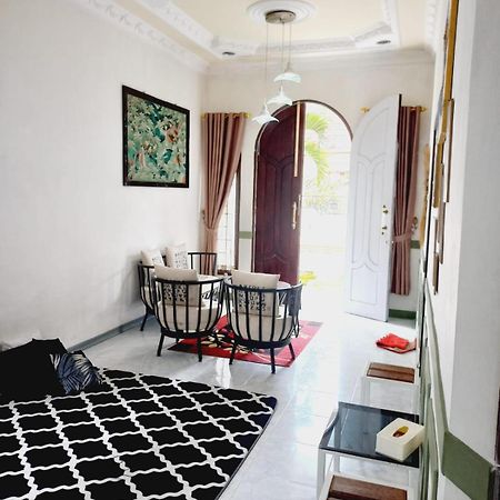 Homestay Berkah Syariah บูกิตติงกี ภายนอก รูปภาพ